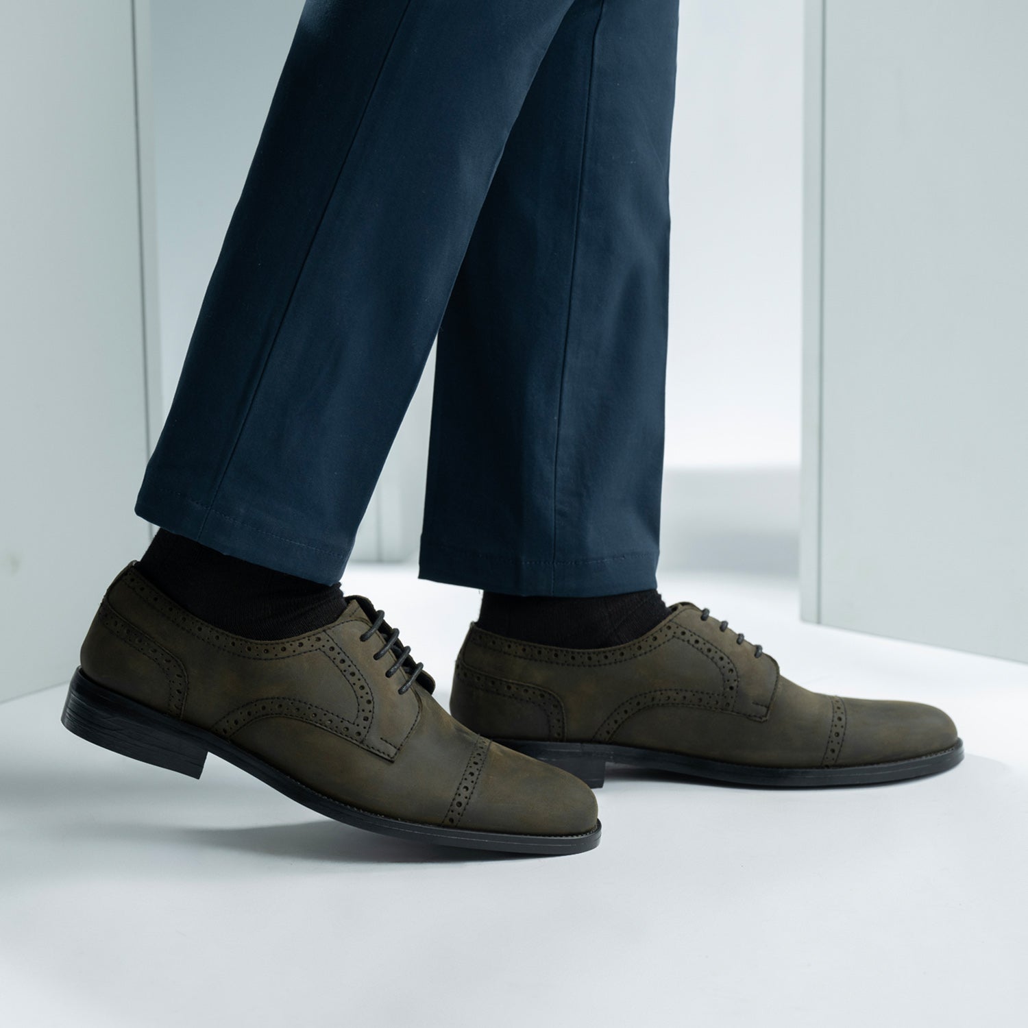 Harrys of London Grey Olive Suede Leather Oxford Mens Dress Shoes Lace-up Size 9 ESTEBAN Grey Lace-Up Perforated Oxford Men main image 2