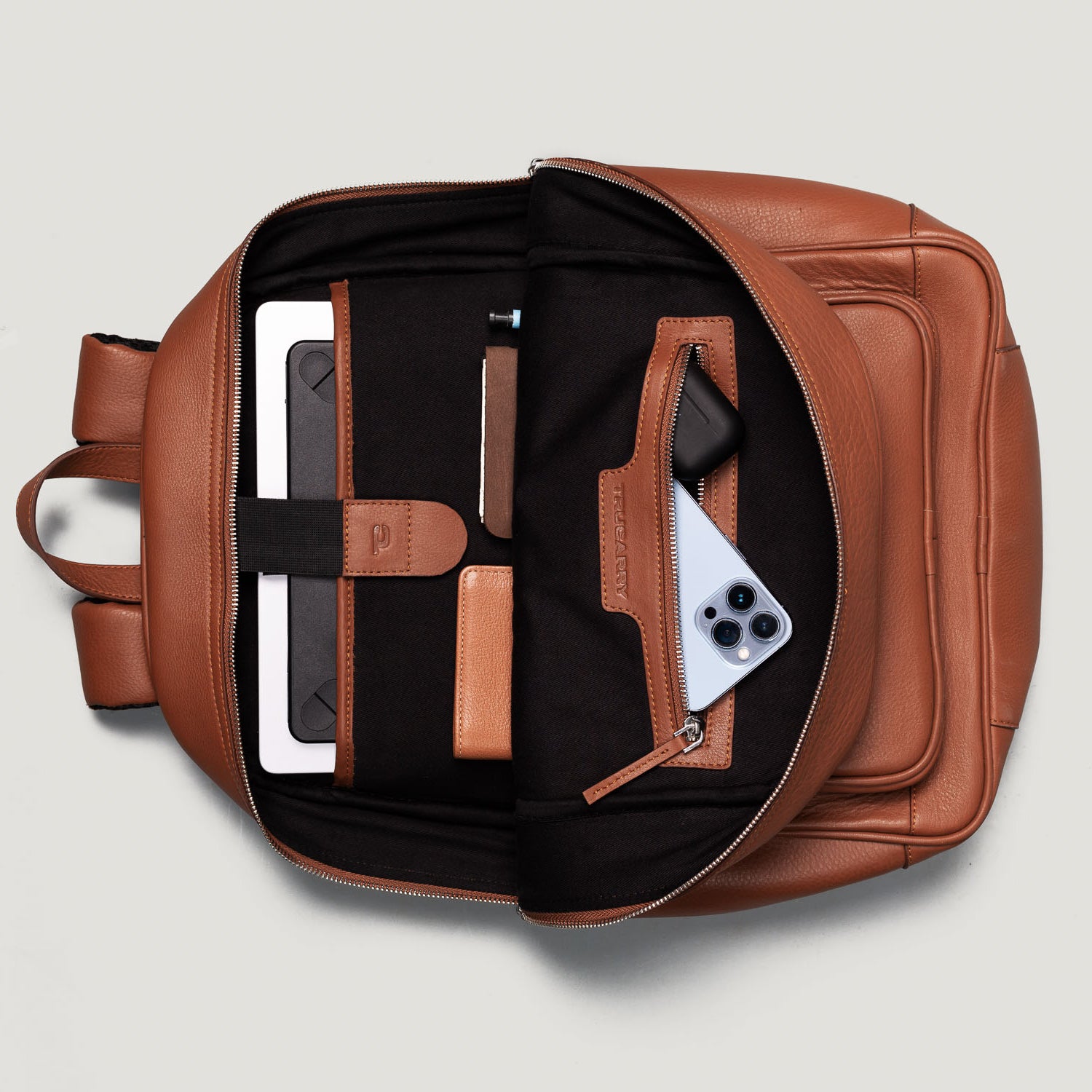 The Philos Brown Leather Backpack – Men & Women – The Jacket Maker