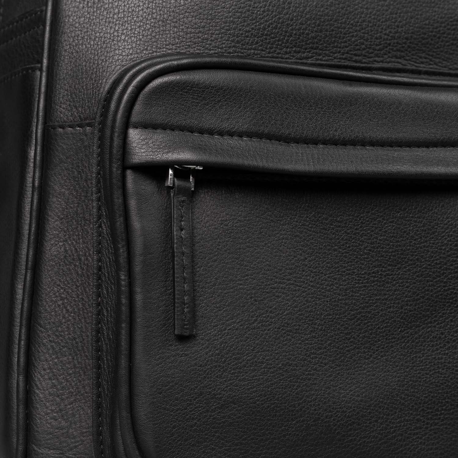 The Philos Black Leather Backpack For Men & Women - The The Philos Black Leather Backpack For Men & Women - The