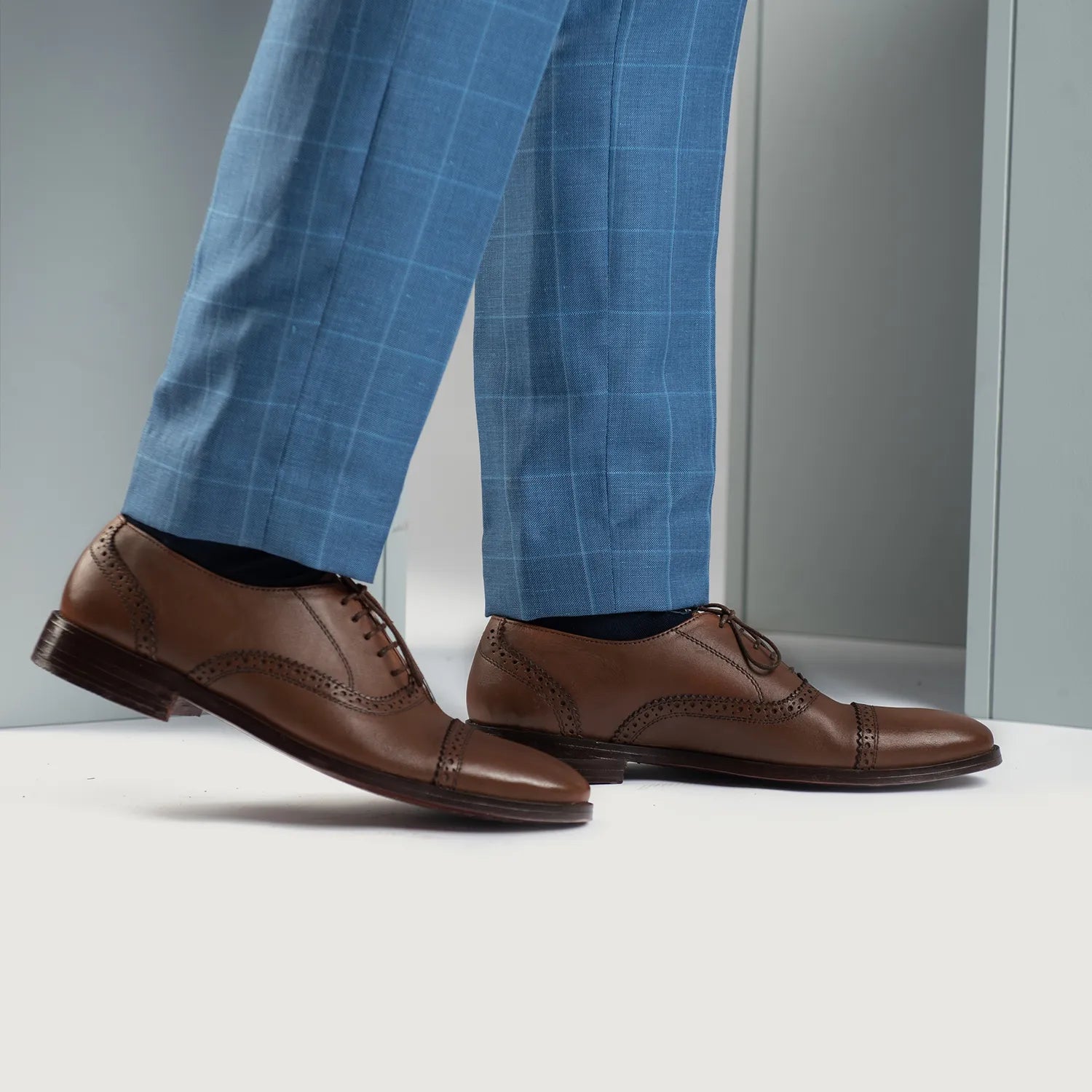 J&W Dawson 1951 Leather Brogues Oxfords Brown Handmade Sz 43 True Craftsmanship Classic 1930s Oxfords - Cognac Brown - Juliette – memery main image 2